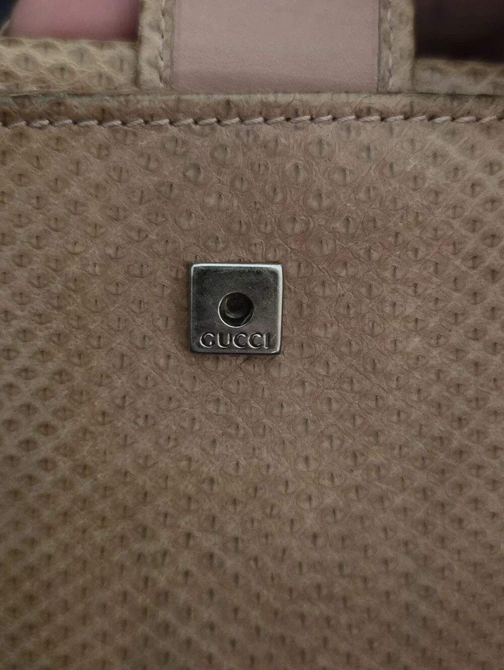 Gucci Marmont Beige and Pink Textured Leather Trifold - Picture 10 of 16